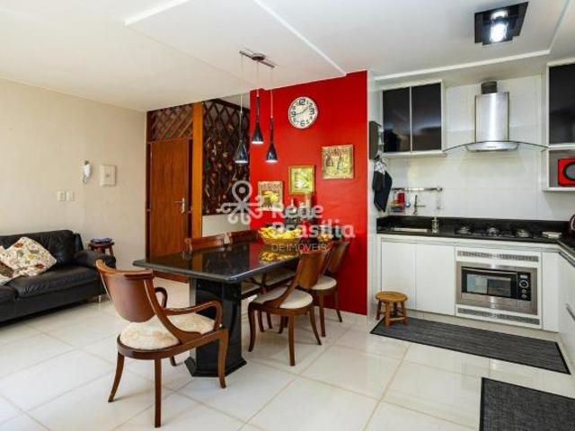 Apartamento venda em Região Geográfica Imediata do Distrito Federal, Região Integrada de Desenvolvimento do Distrito Federal e Entorno
