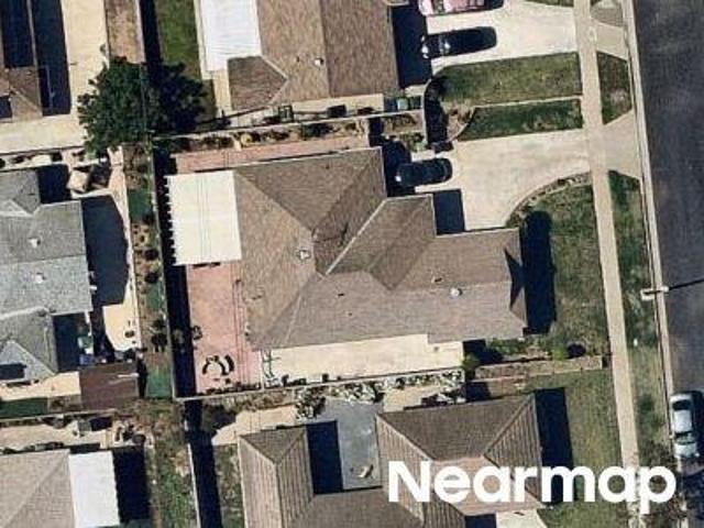 House for sale in Carson