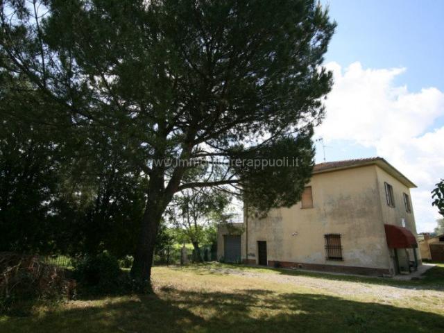 Casa in vendita a Abbadia di Montepulciano, Abbadia Di Montepulciano