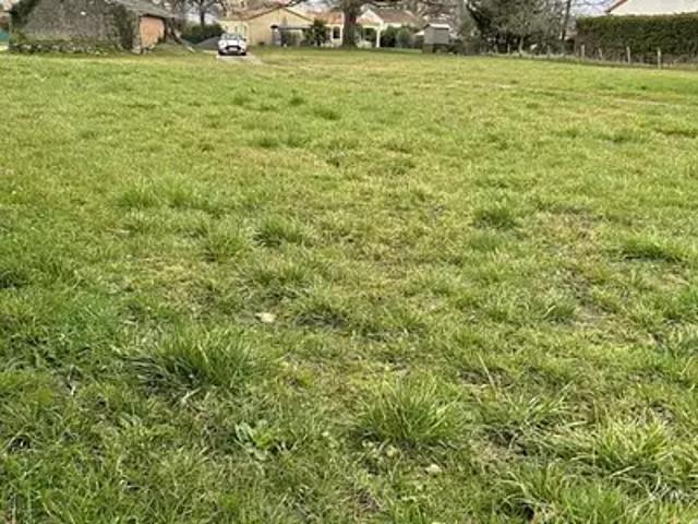 Terrain vente à Châtellerault, Scorbé-clairvaux