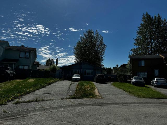 House for sale in Alaska