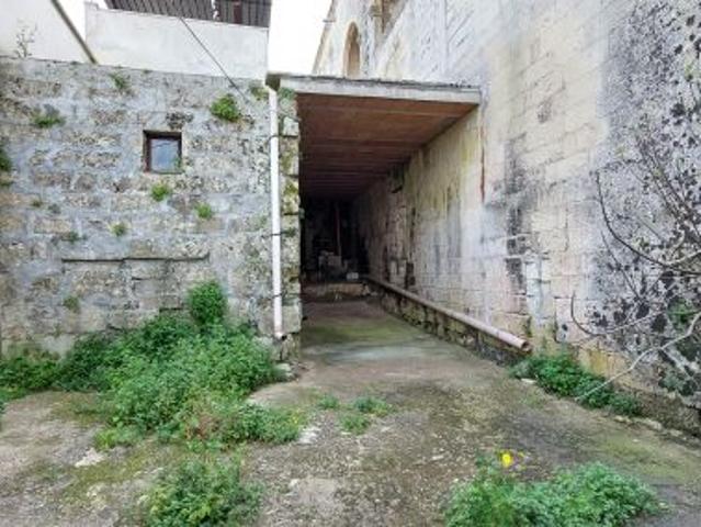 Box in vendita a Puglia, Lecce