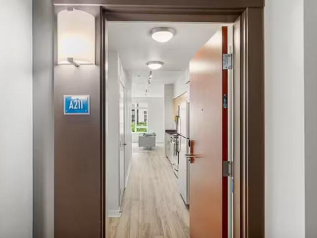 Condo for rent in Kirkland