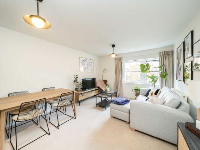 Apartment for rent in London Borough of Wandsworth, Greater London