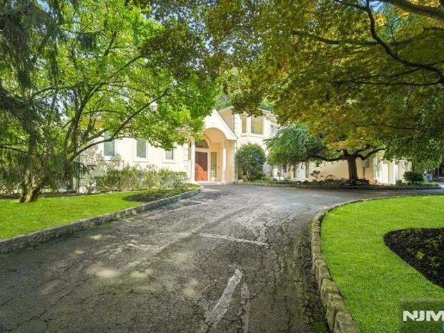 House for sale in Allendale, Bergen County