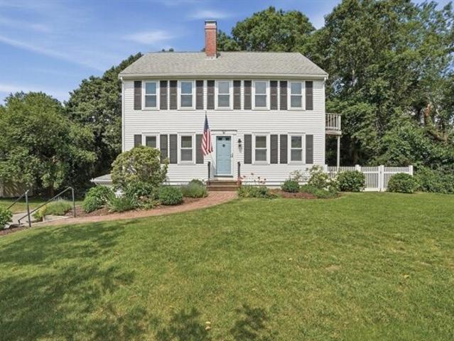 House for sale in Manomet, Massachusetts