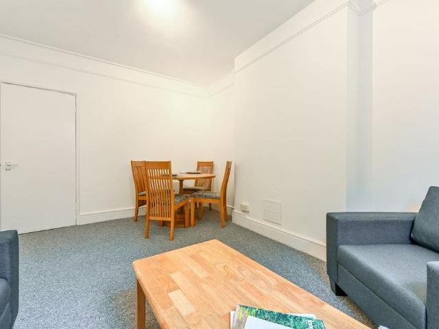 Apartment for rent in St. John's Wood, Greater London