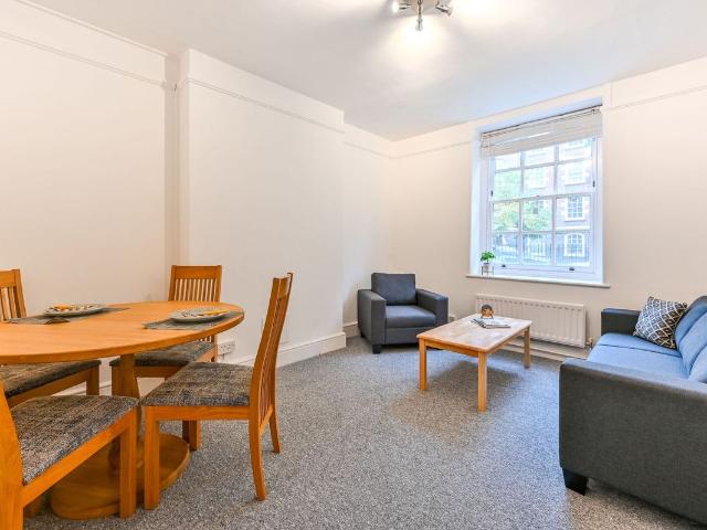 Apartment for rent in St. John's Wood, Greater London