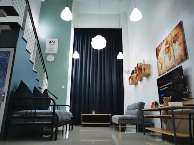 Duplex for rent in Kuala Lumpur, Country Heights Damansara