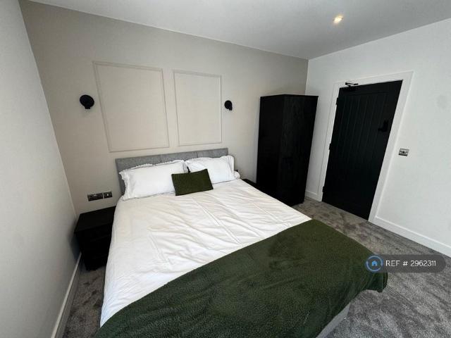 House for rent in Burslem, Stoke-on-Trent