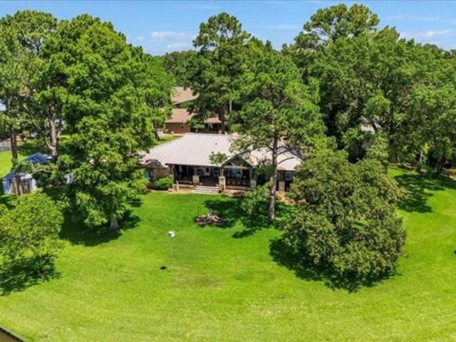 House for sale in Eustace, Texas