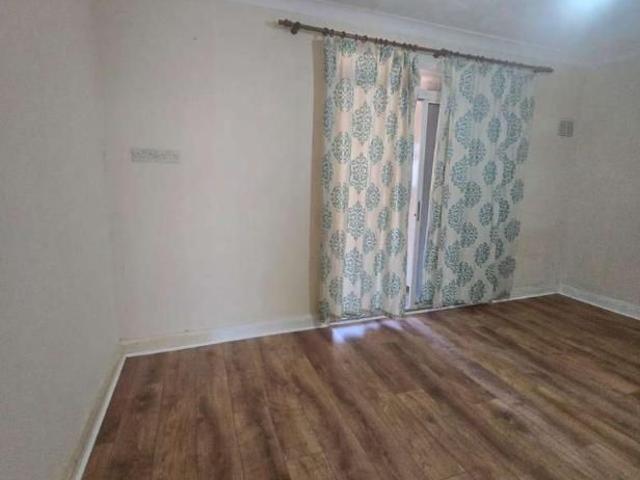 House for rent in London Borough of Ealing, Greater London