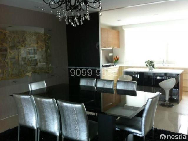 Apartment for sale in Newton