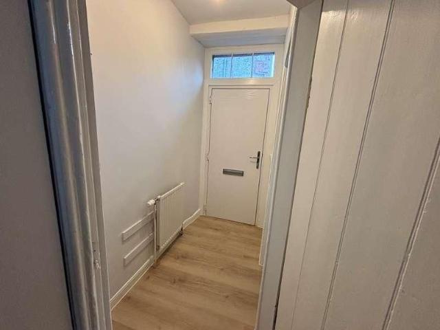 Apartment for rent in Melrose, Dingleton