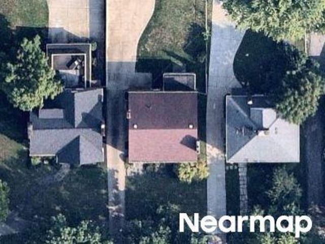House for sale in Beachwood