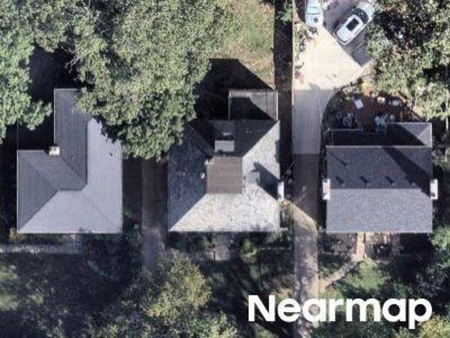 House for sale in Sussex, Shaker Heights