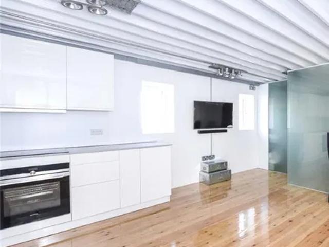Apartment for rent in The Hale, Mill Hill