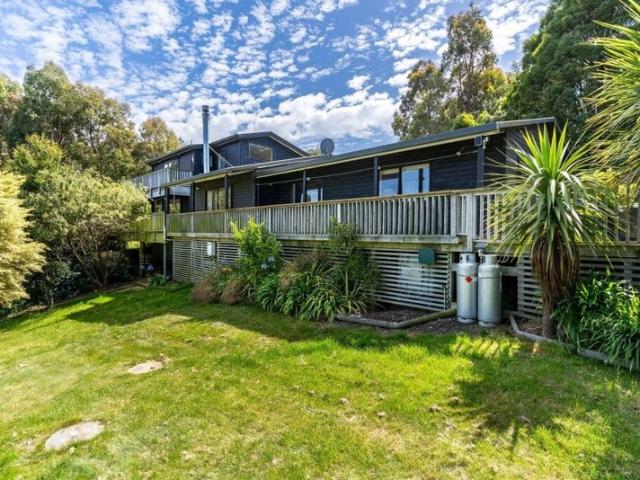 House for rent in Otakou