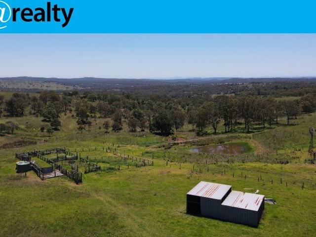 Cottage for sale in Crows Nest, Queensland
