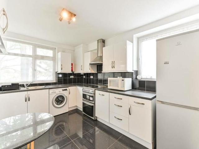 Apartment for rent in Streatham Hill, Greater London