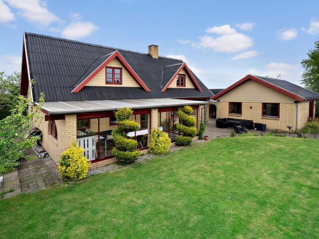 Villa til salg i Slangerup, Brøndby
