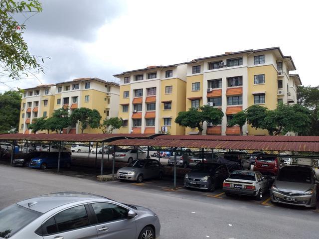 Apartment for sale in Country Heights Damansara, Kuala Lumpur