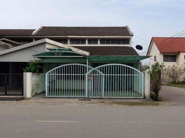 Terraced House for sale in Country Heights Damansara, Kuala Lumpur