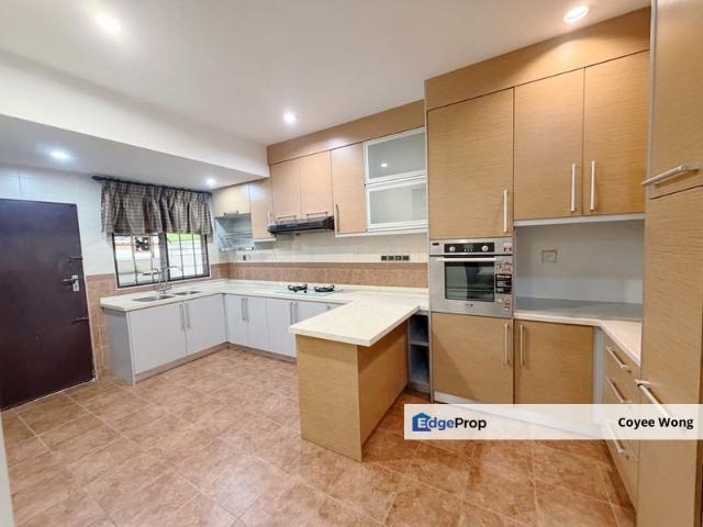 House for sale in Petaling, Damansara Damai