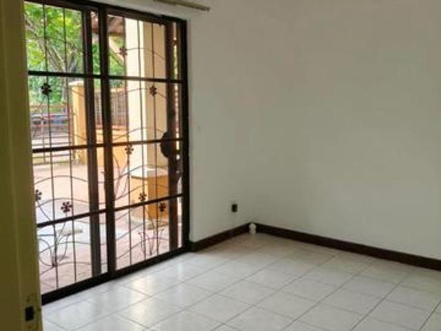Townhouse for rent in Petaling, Damansara Damai
