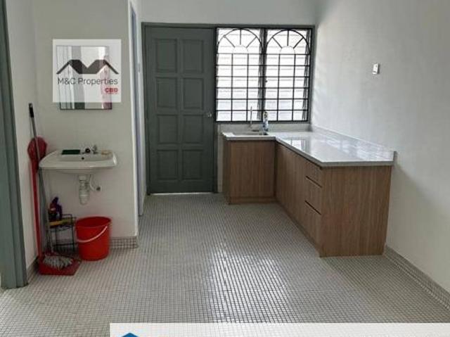 House for sale in Petaling, Damansara Damai