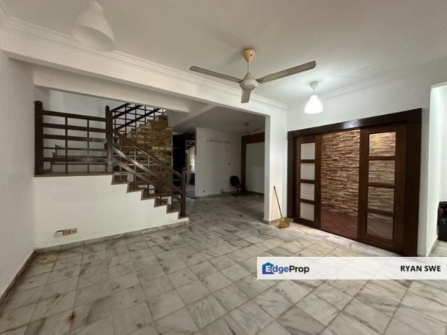 House for sale in Petaling, Damansara Damai