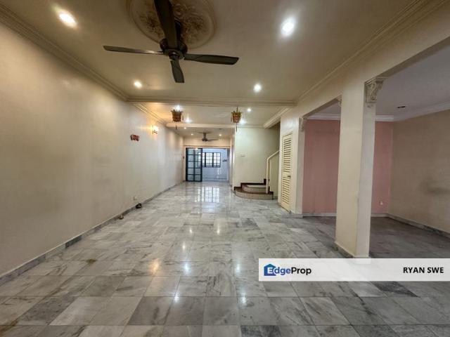 House for sale in Petaling, Damansara Damai