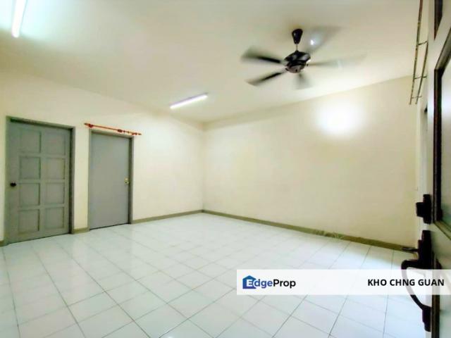 House for sale in Petaling, Damansara Damai