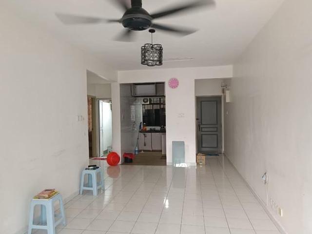Apartment for sale in Petaling, Damansara Damai