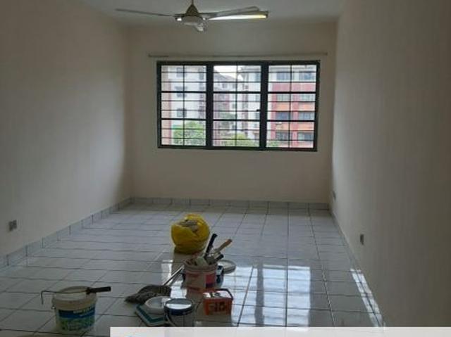 Condominium for sale in Petaling, Damansara Damai