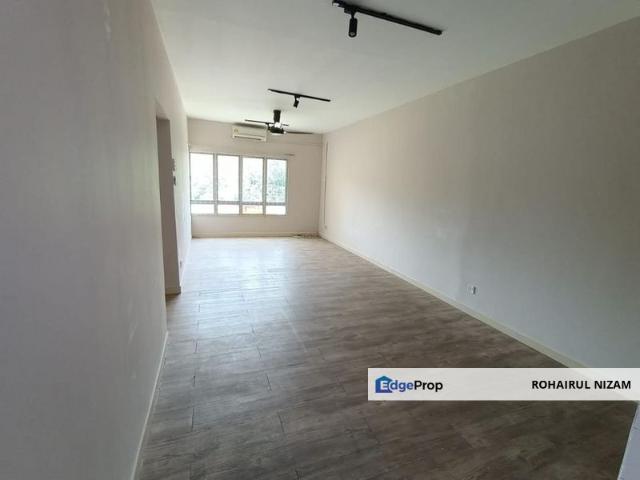 Condominium for sale in Petaling, Damansara Damai