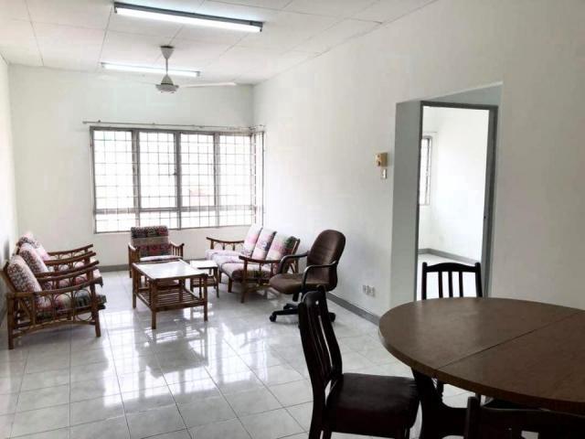 Apartment for sale in Petaling, Damansara Damai