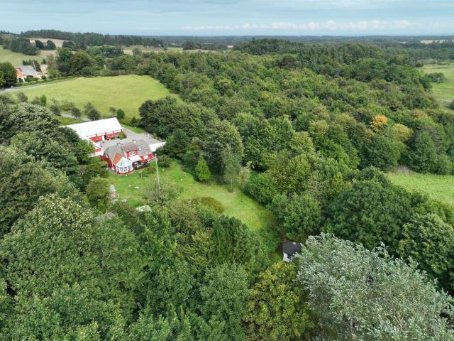 Landejendom til salg i Brønderslev-Dronninglund