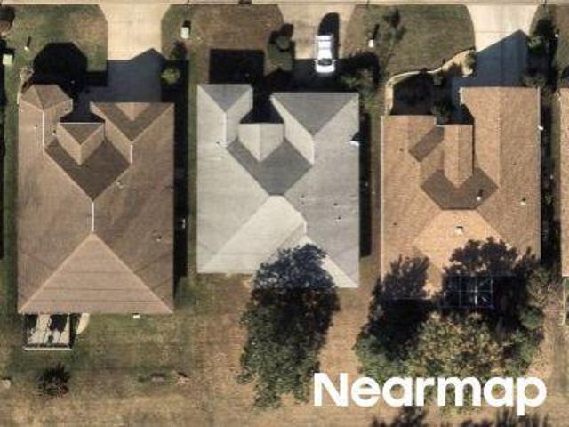 House for sale in Summerfield