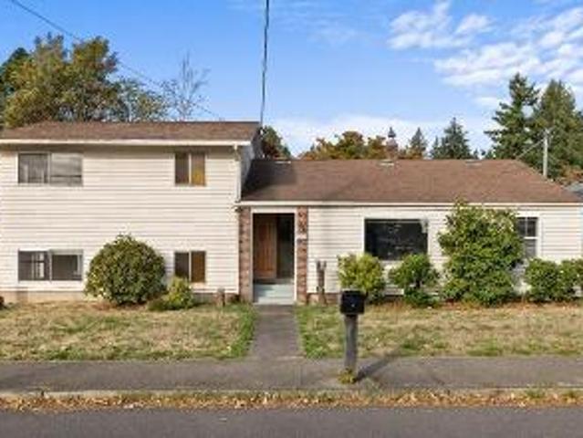 House for sale in Oregonia