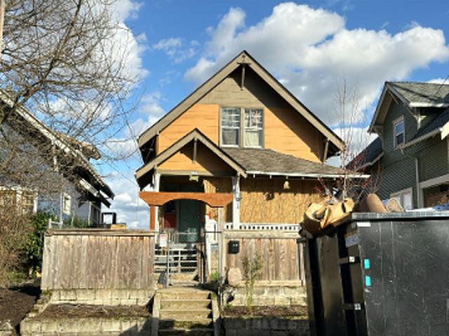 House for sale in Oregonia