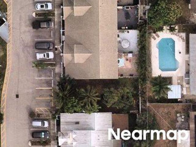 Townhouse for sale in Deerfield Beach