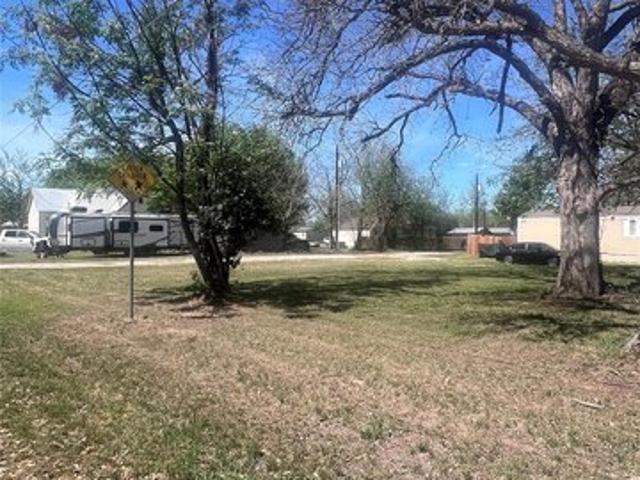 Land for sale in Smithville, Texas