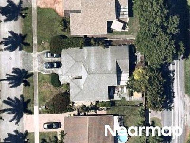 House for sale in Dania