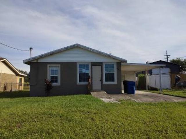 House for sale in Mulberry
