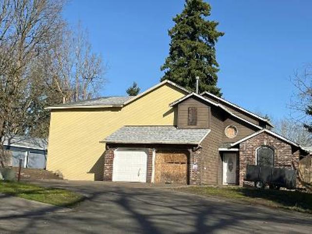 House for sale in Oregonia