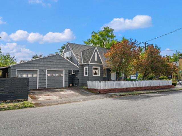 House for sale in Oregonia
