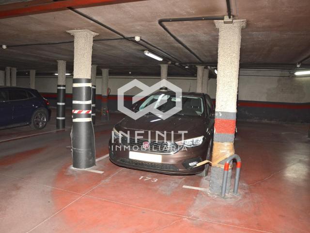 Garaje en venta en Distrito II, Alcalá De Henares