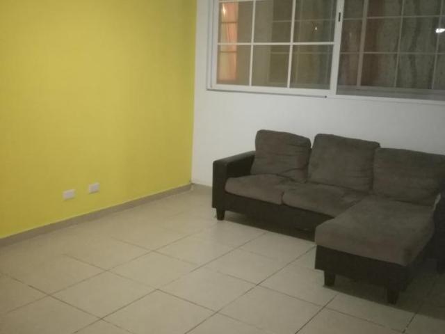 Se alquila 550
