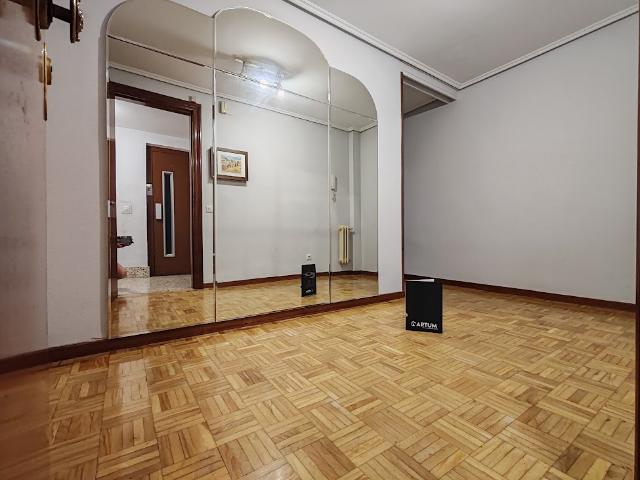 Piso en alquiler en Las Gaunas, Logroño